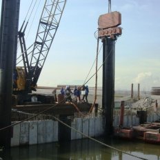 Pile Driving Works using Hydraulic Vibratory Hammer